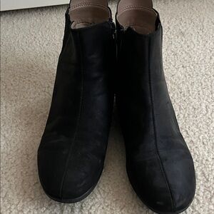 Life Stride  Black Ankle Booties